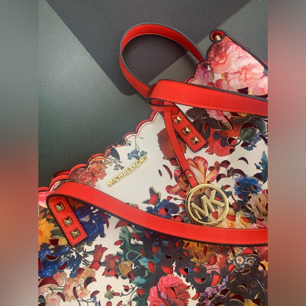 "Michael Kors" bag